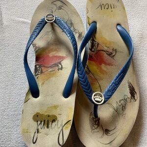 Juicy Couture sandals, sz 9 .  Blue upper and on sides.